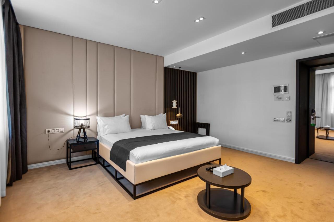 Ivy Garden Hotel Баку Екстер'єр фото A bedroom at the hotel