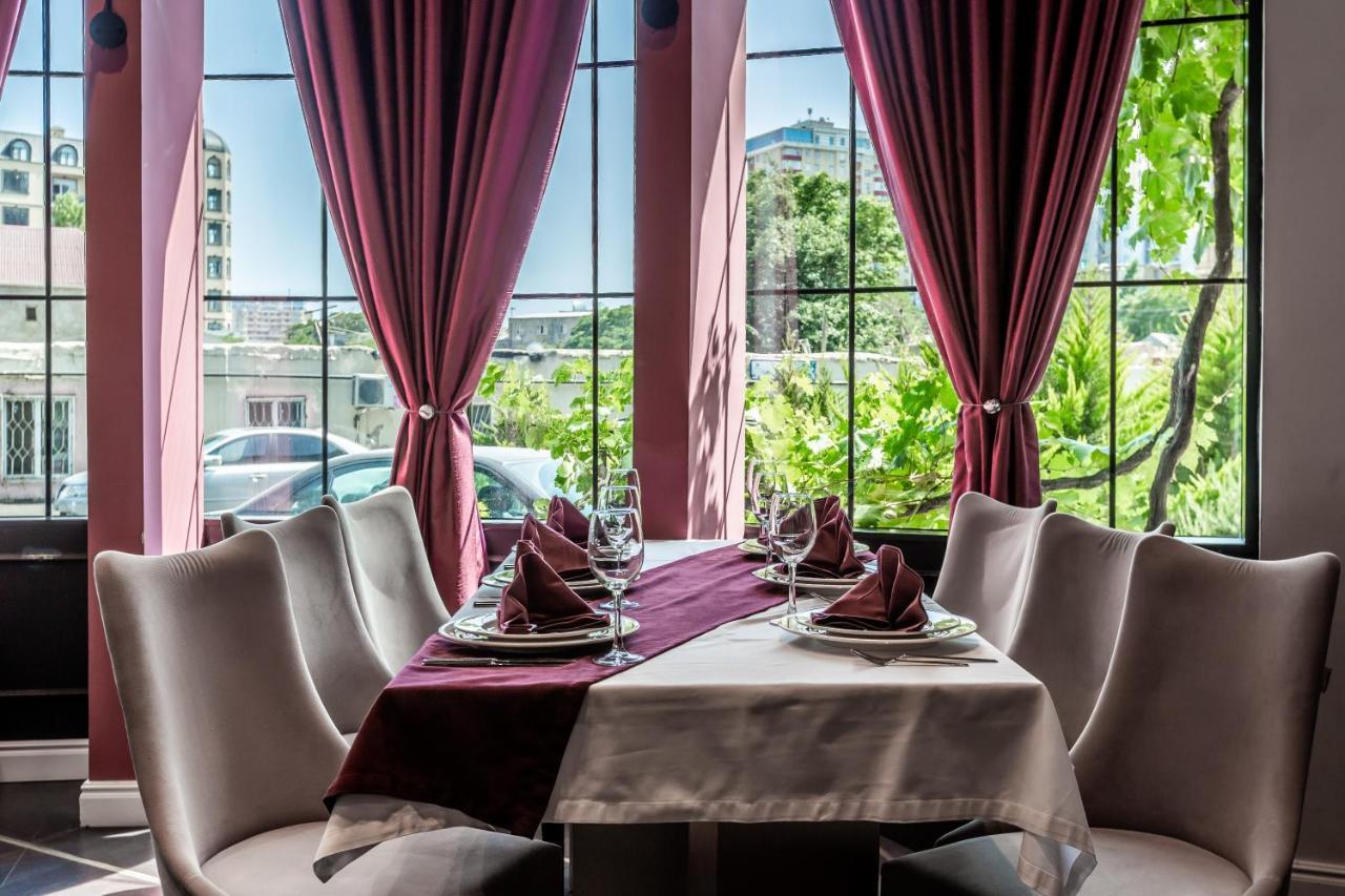 Ivy Garden Hotel Баку Екстер'єр фото Restaurant