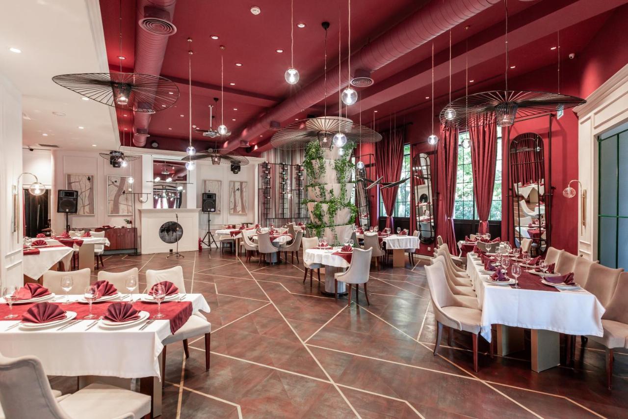 Ivy Garden Hotel Баку Екстер'єр фото Restaurant